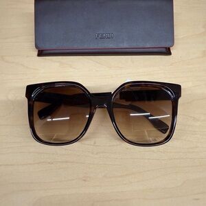 Fendi Black and Brown Logo Sunglasses